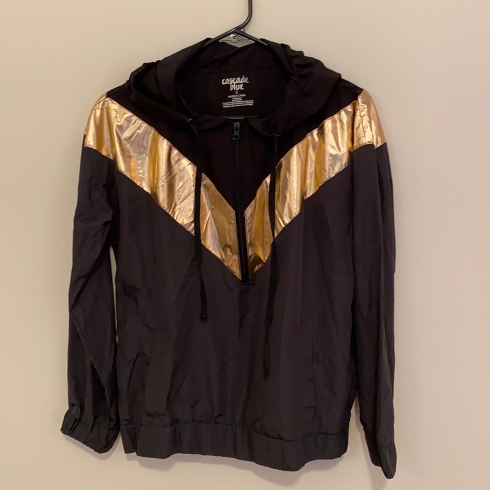 Light athletic windbreaker hoodie